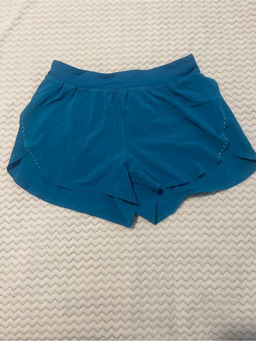 Lululemon Fast and Free High Rise Classic Fit Split Short 3”
